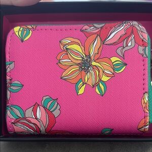 NWT- Trina Turk- Small full zip Floral Pink Wallet